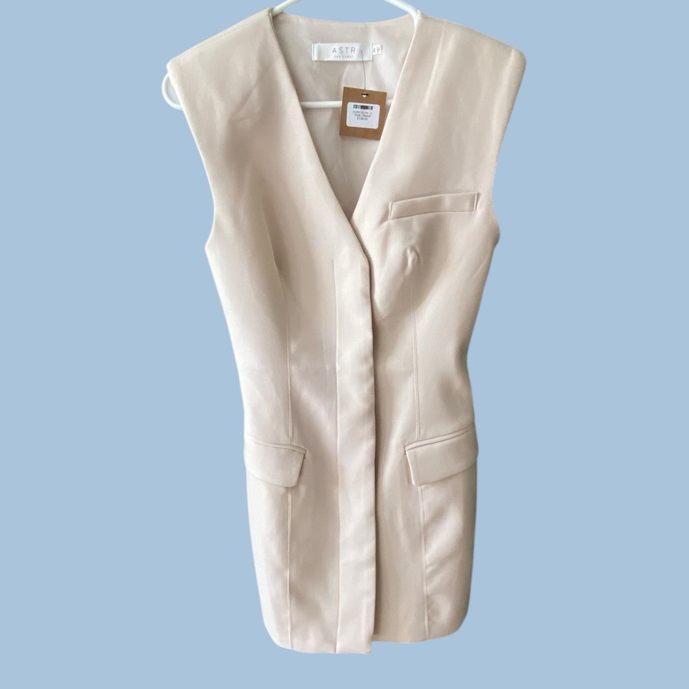 ASTR The Jacinda Dress NWT Natural Size S - Picture 2 of 15